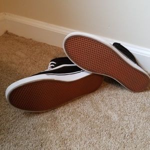 Vans Shoes - Black and white Vans Vans Shoes - Black and white Vans